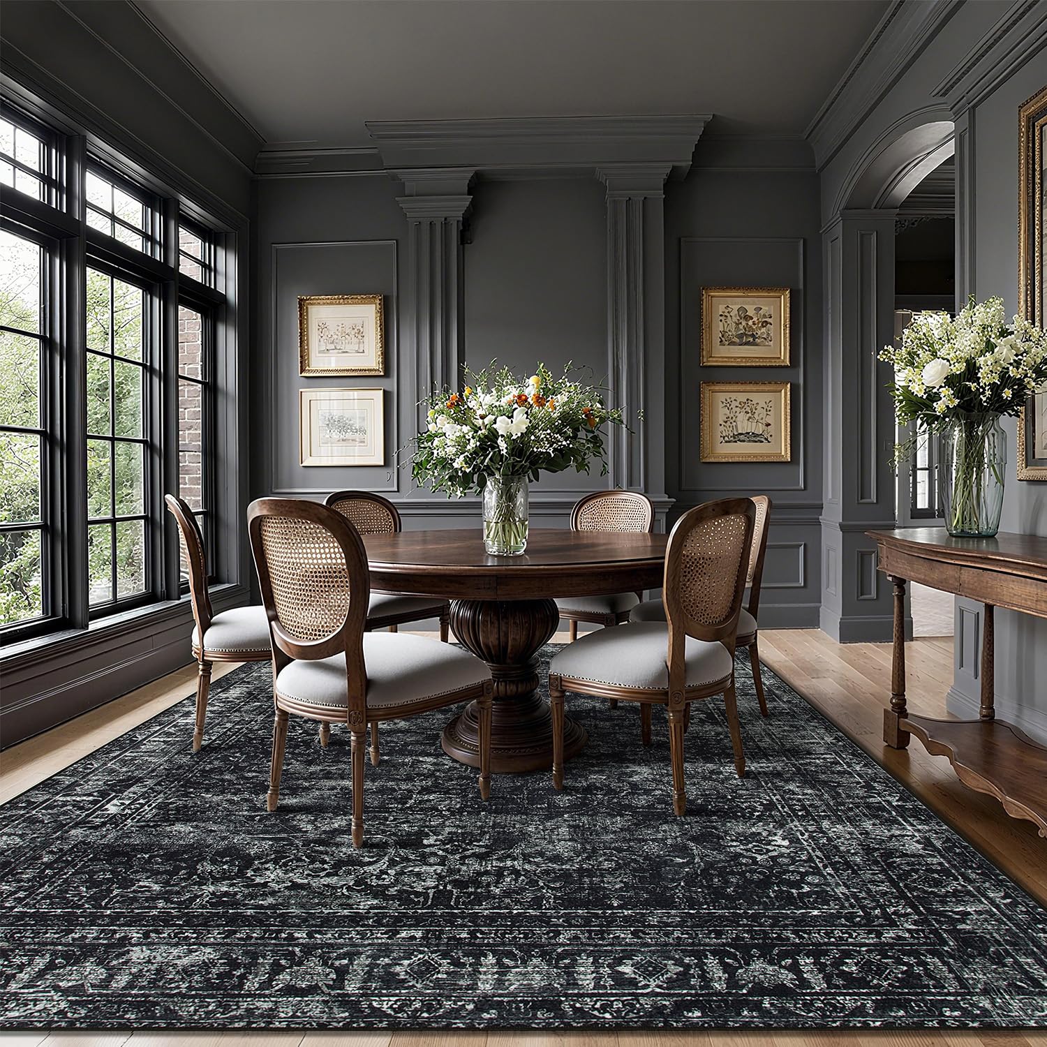 AiAngu washable large rug is easy to clean and quick to refresh.