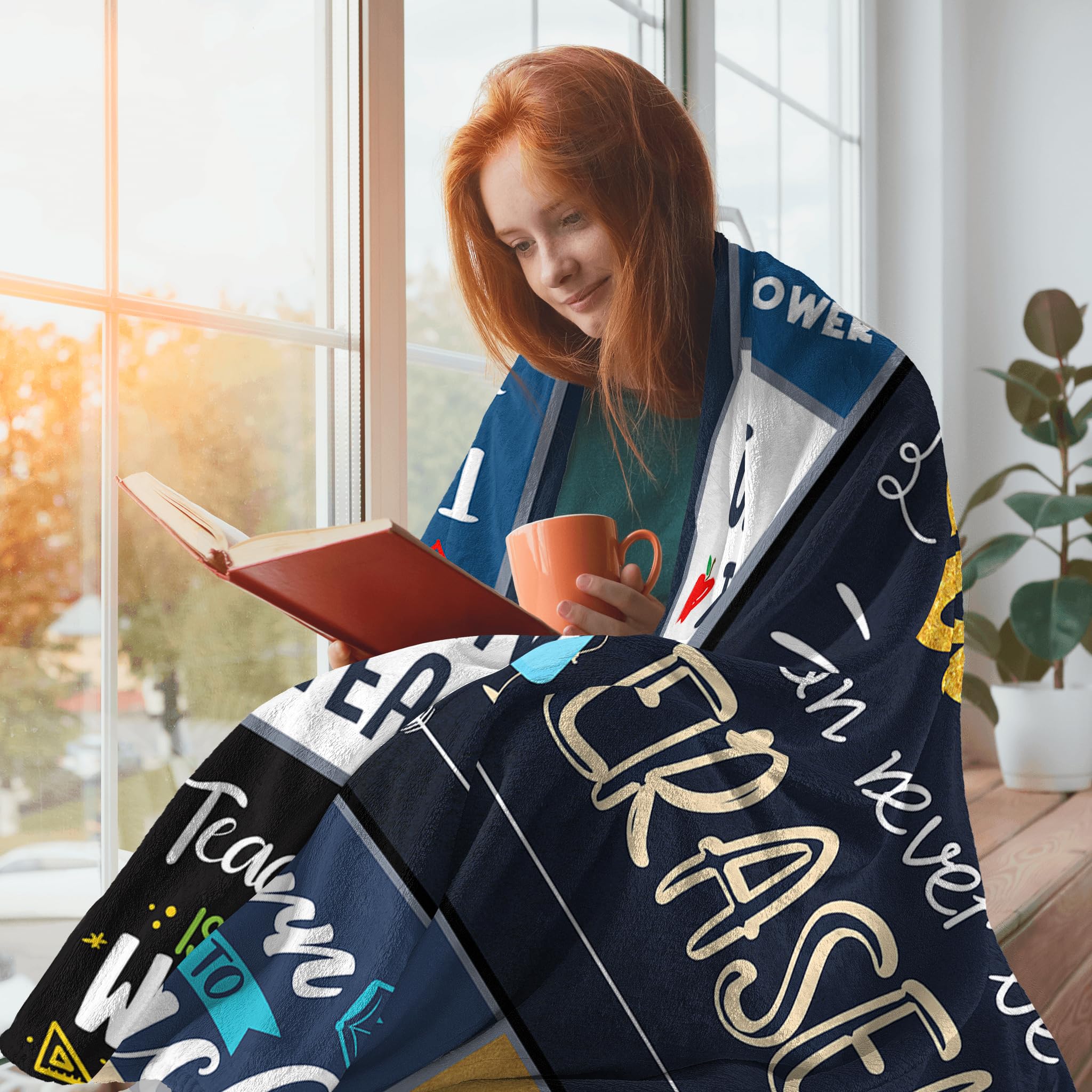 AICLIV travel-friendly blanket ready for car trips and flights