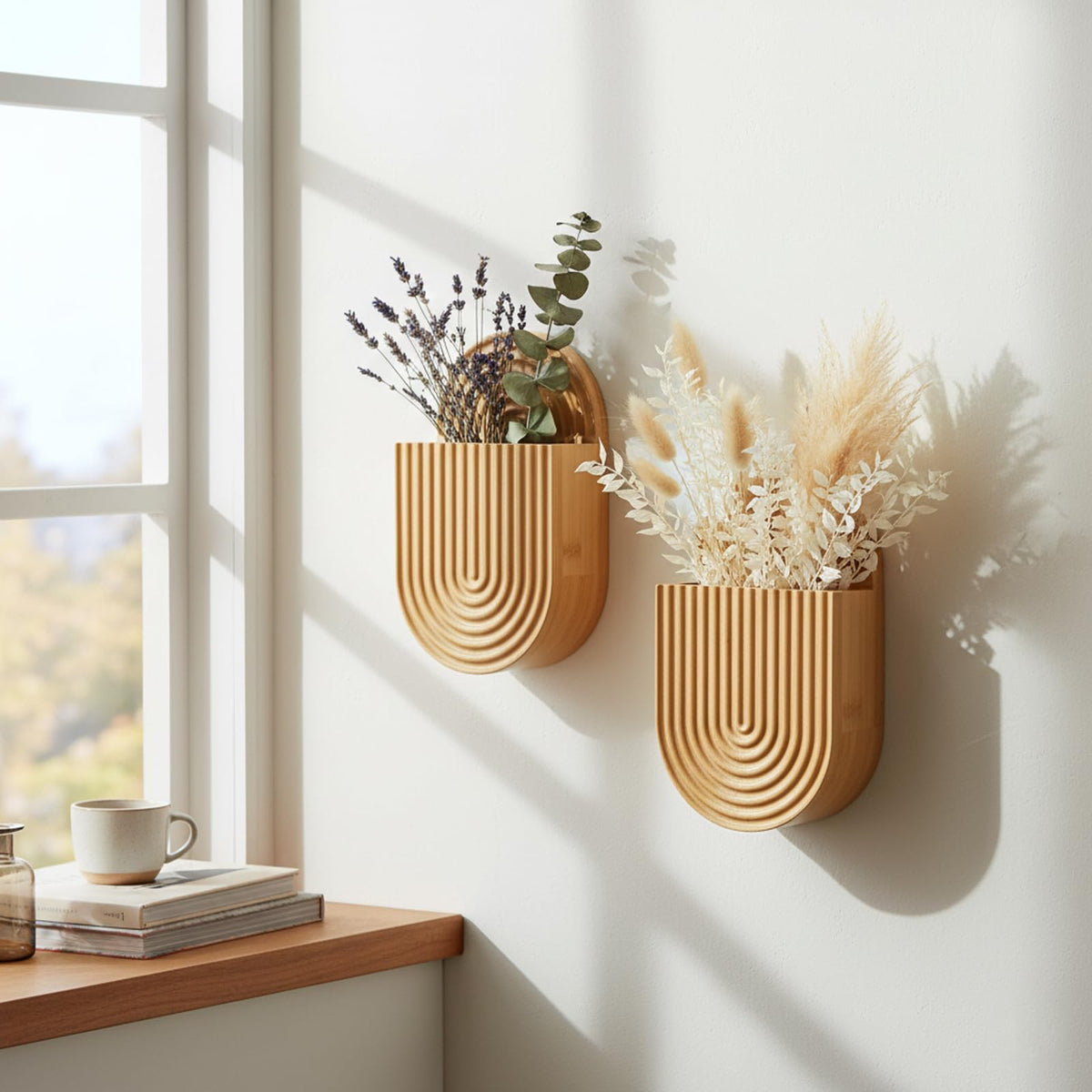 Aimto bamboo wall vase set 2-pack for a natural wall display.