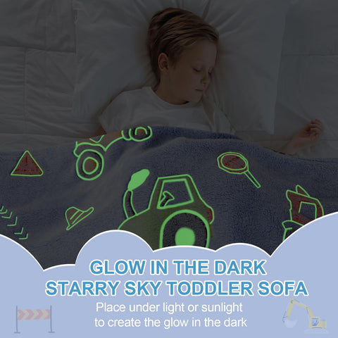 Airpanda Playroom sofa with blanket creates a cozy kid-friendly corner.