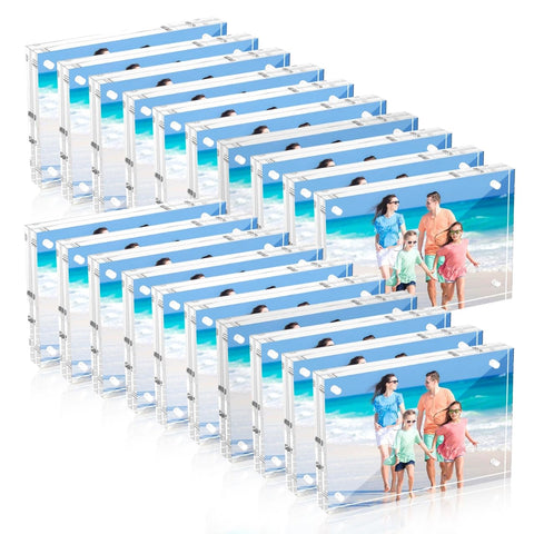 Airsnigi 20-pack 4x6 acrylic frames for clear desktop photo display.
