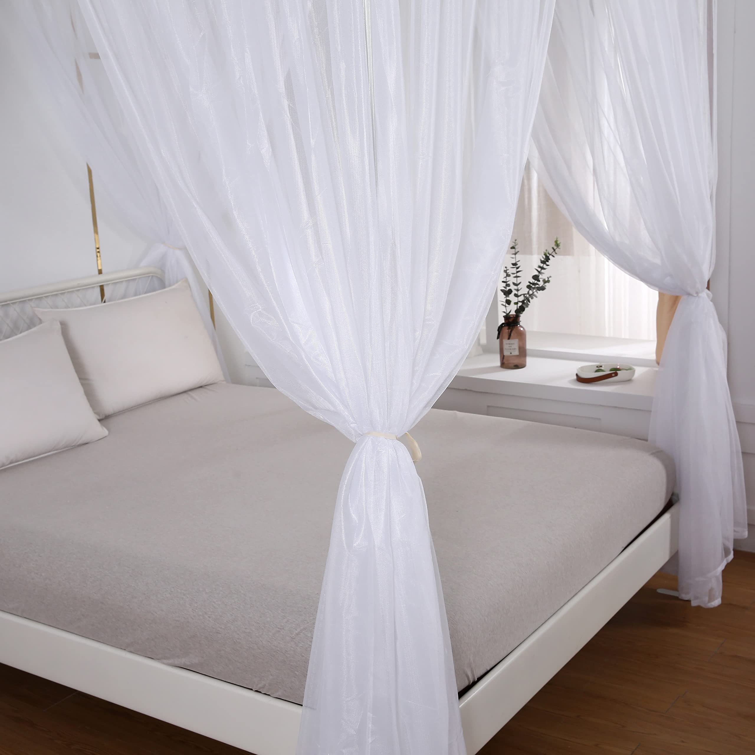 Akiky Easy installation for quick room refresh.