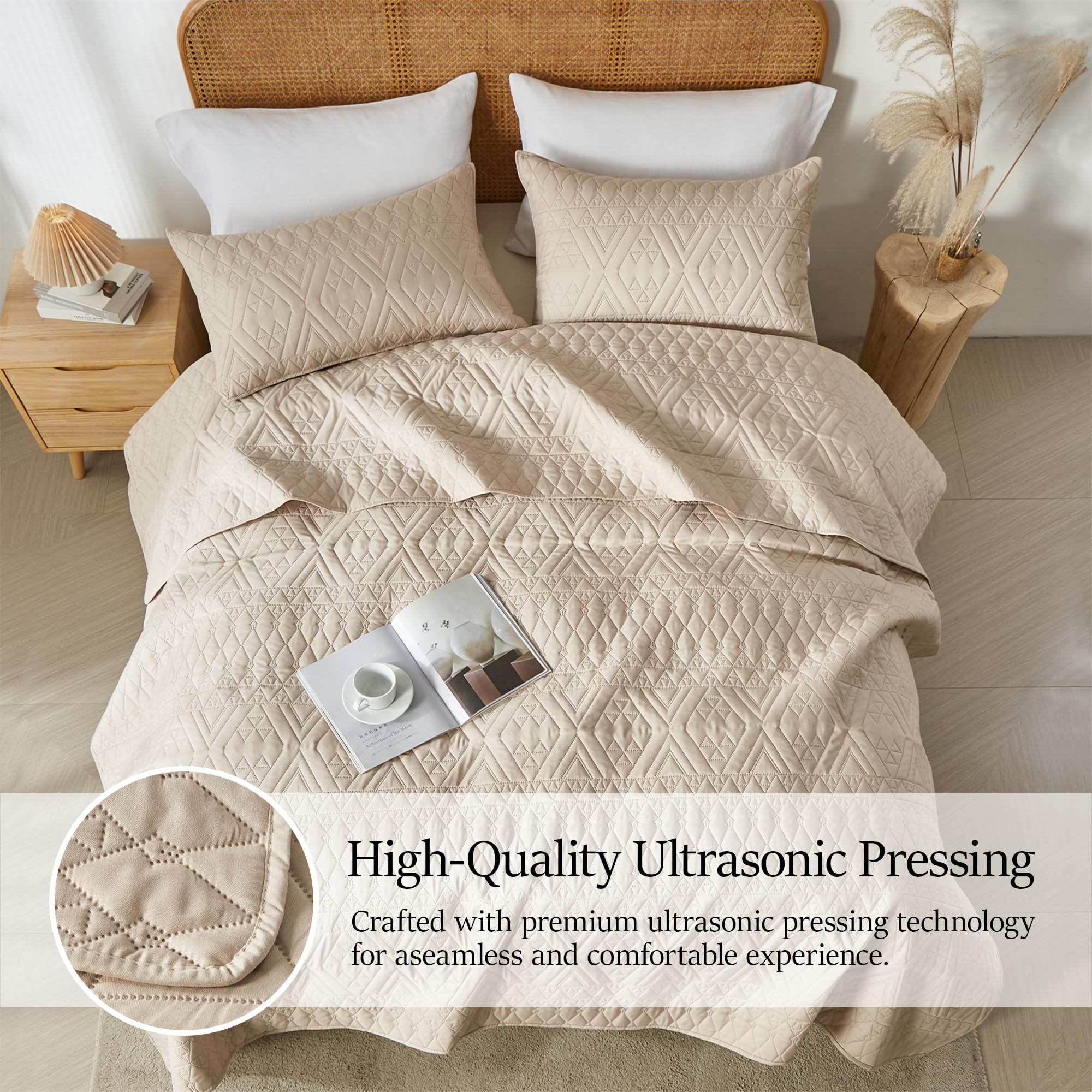 Akkialla pillow shams close-up highlighting durable stitching and breathable microfiber.