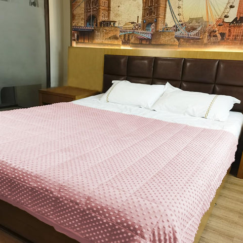 ALANSMA velvet-weighted blanket product detail emphasizes luxury feel and quality.