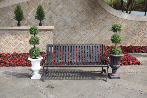 ALL SEASON GREEN maintenance-free topiary, no watering or pruning required.