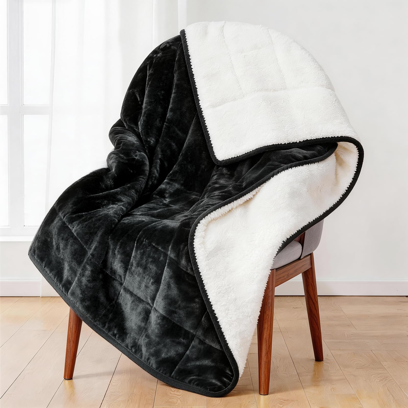 Alomidds weighted blanket queen cover shows plush sherpa fleece for cozy warmth.