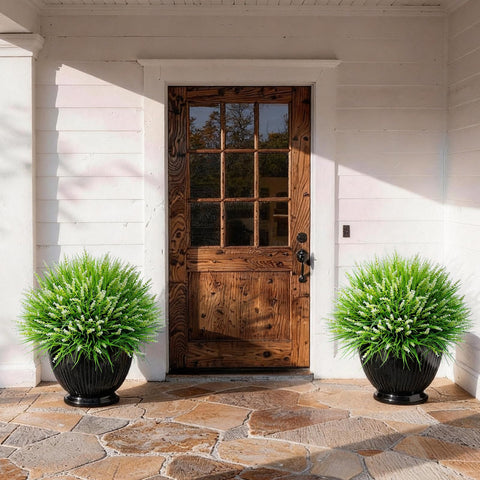 Alyptus bendable stems enable custom shapes for planters and walkways.