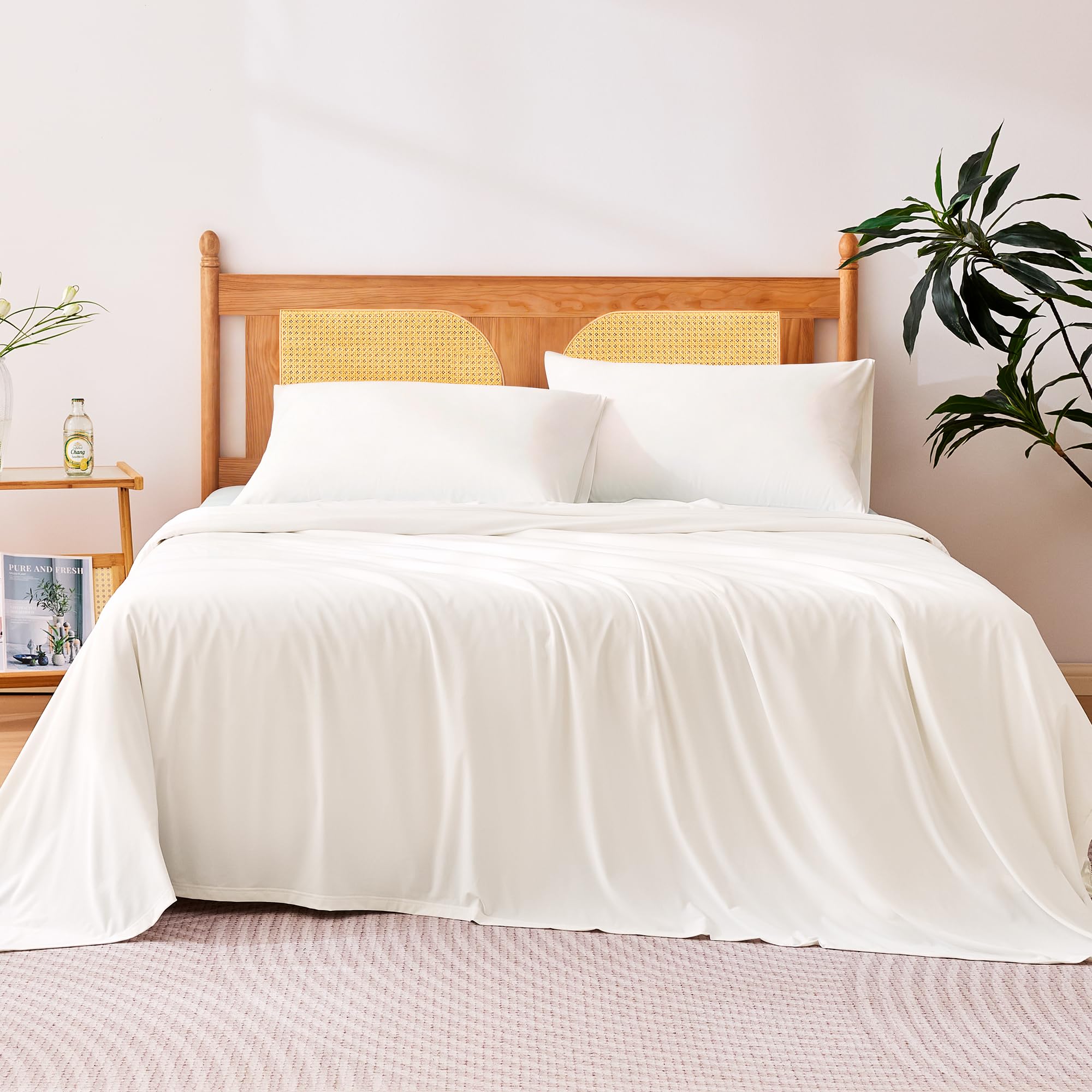 Amazon Basics cooling sheets top view shows breathable fabric for hot sleepers.
