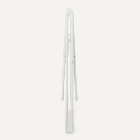 Amazon Basics drying rack extended wings offer generous drying space.