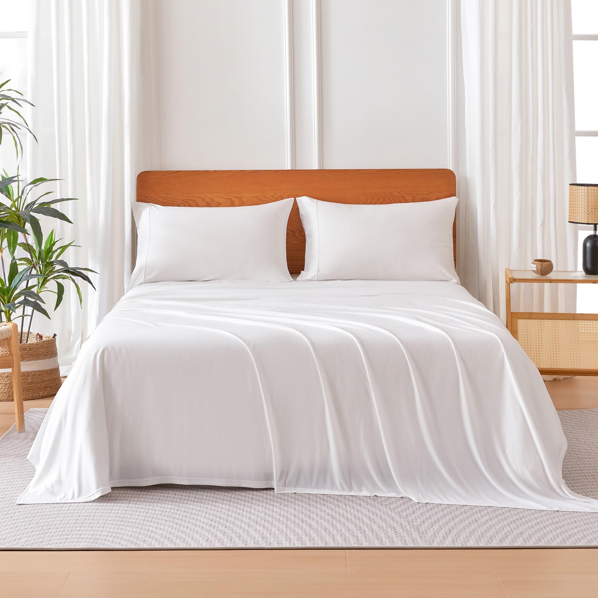 Amazon Basics king deep-pocket sheet with 16-inch pocket fit on most mattresses