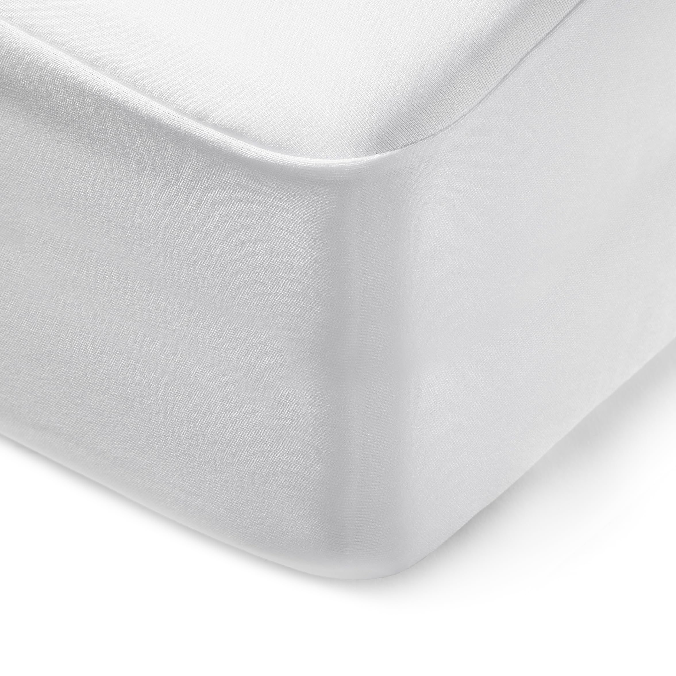 Amazon Basics machine washable encasement demonstrated for easy cleaning