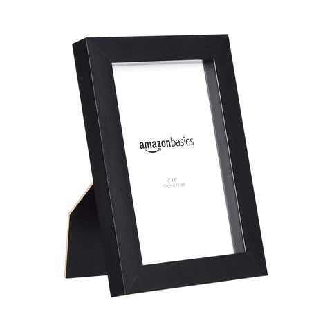 Amazon Basics 6x4 frame with glass face protecting a photo from dust.