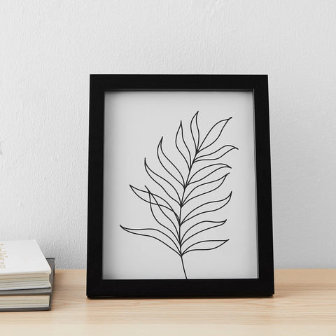 Amazon Basics 5-pack frame set offers budget-friendly display options.