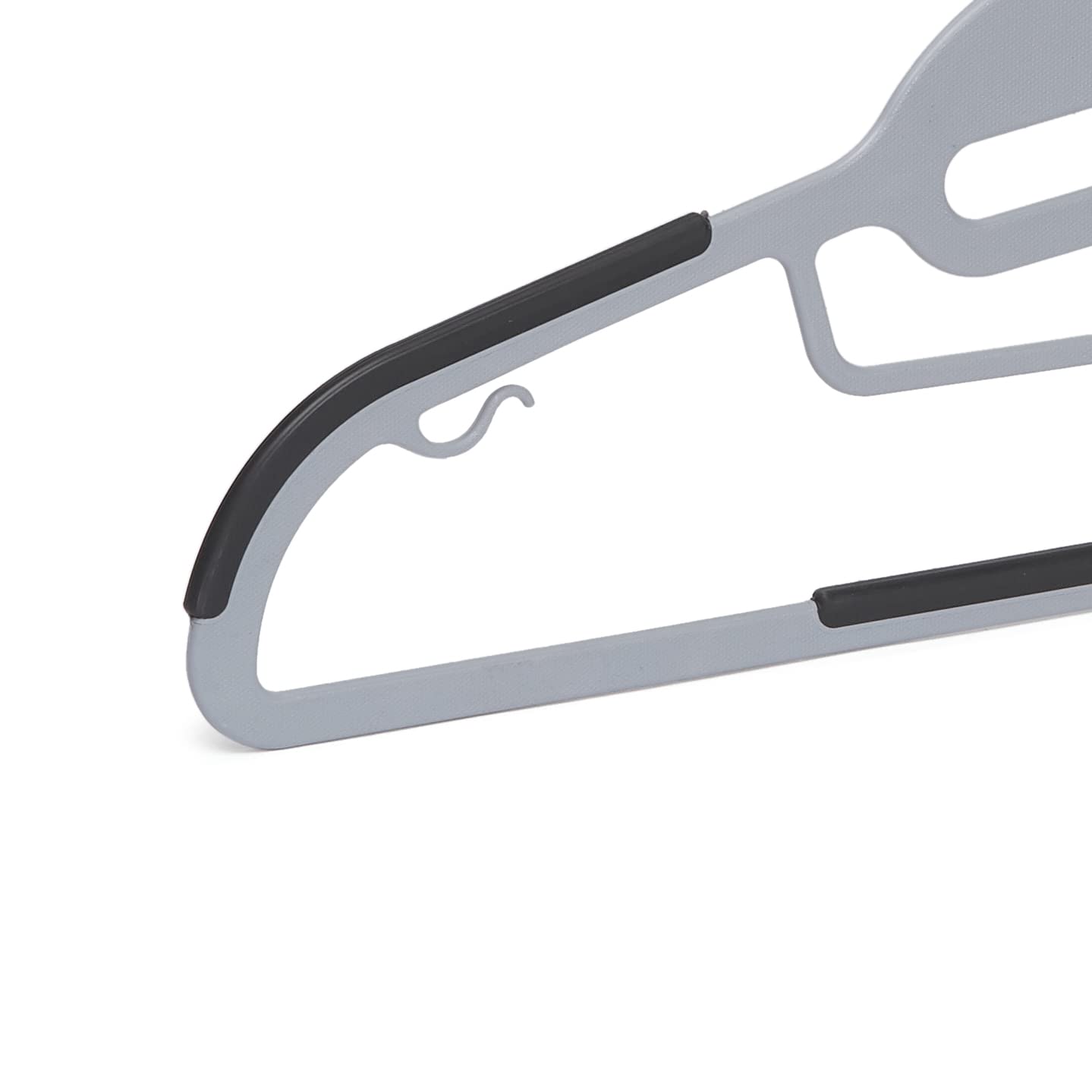 Amazon Basics S-shaped neck opening hanger eases loading without stretching collars.