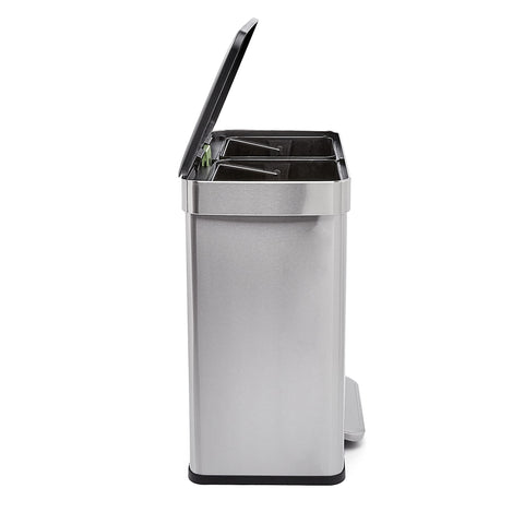 Stainless steel exterior with fingerprint-resistant finish for a clean look