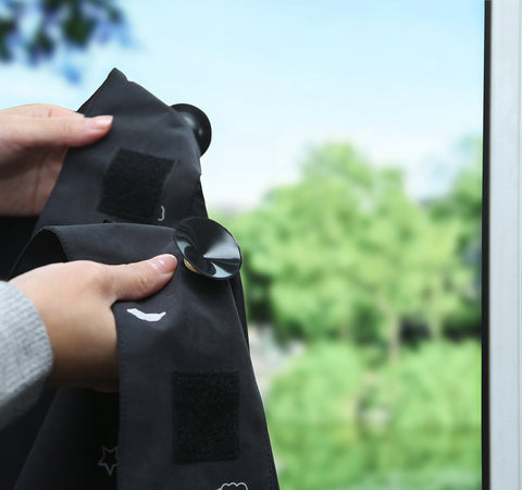 Amazon Basics travel bag included for easy packing and on-the-go use.
