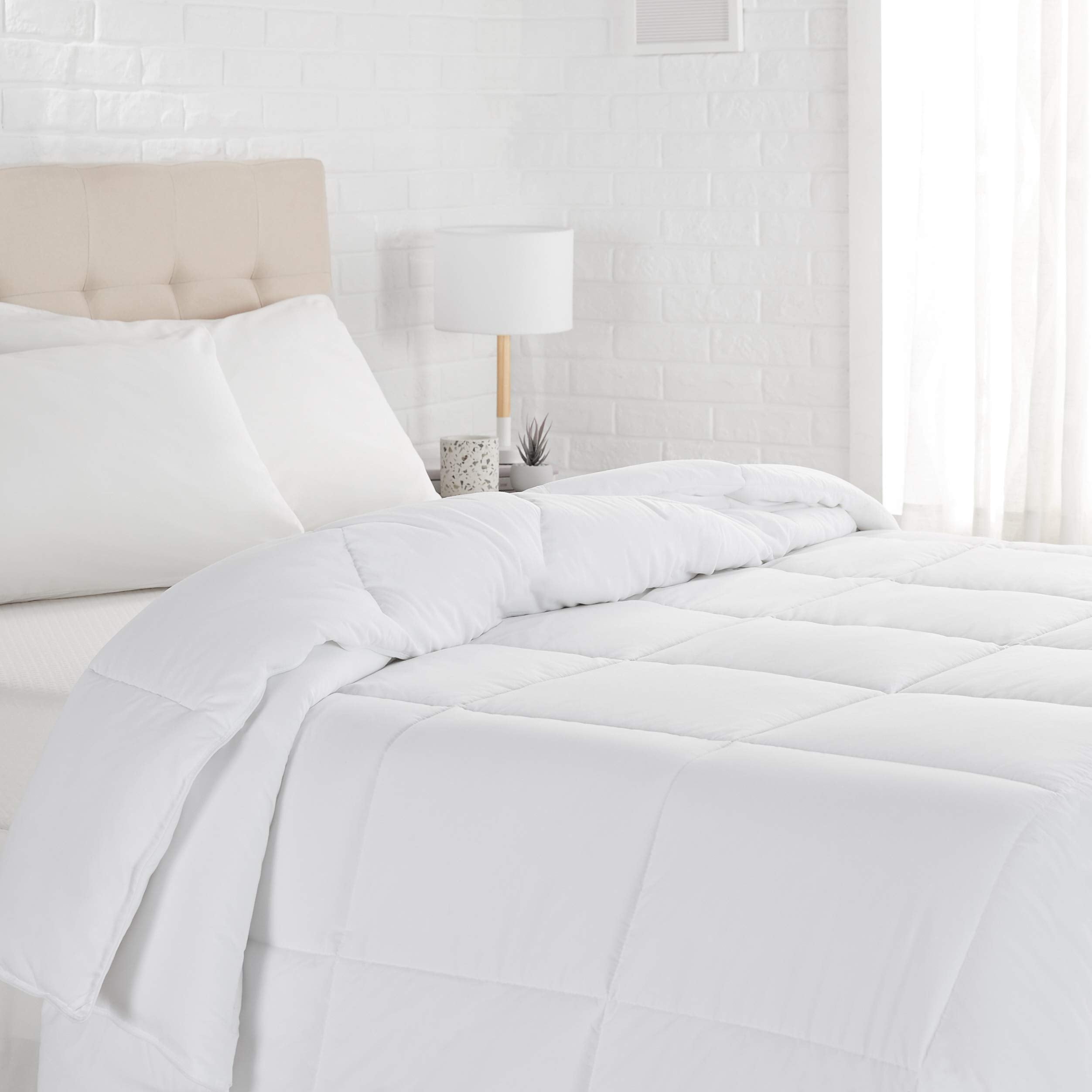 Amazon Basics white down-alternative comforter insert, front view, lightweight all-season warmth