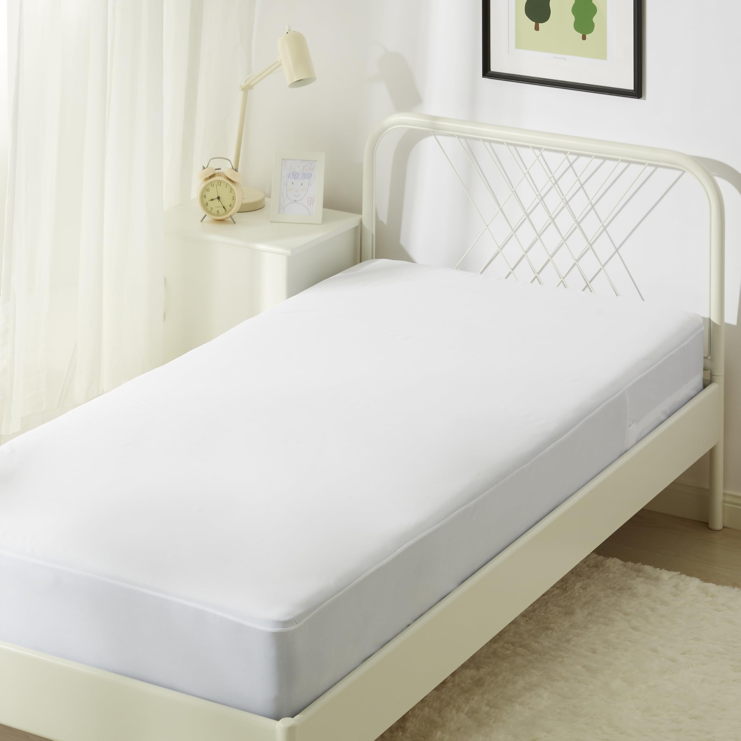 Amazon Basics zippered waterproof mattress encasement protecting a full mattress against spills and bed bugs