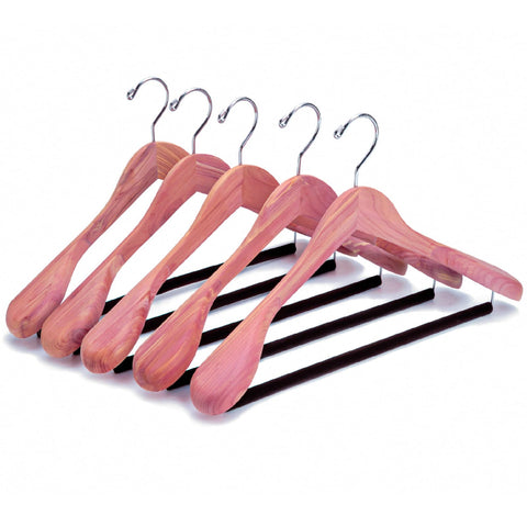 Amber Home Cedar Hangers 5-pack in full view keeps garments neatly aligned.