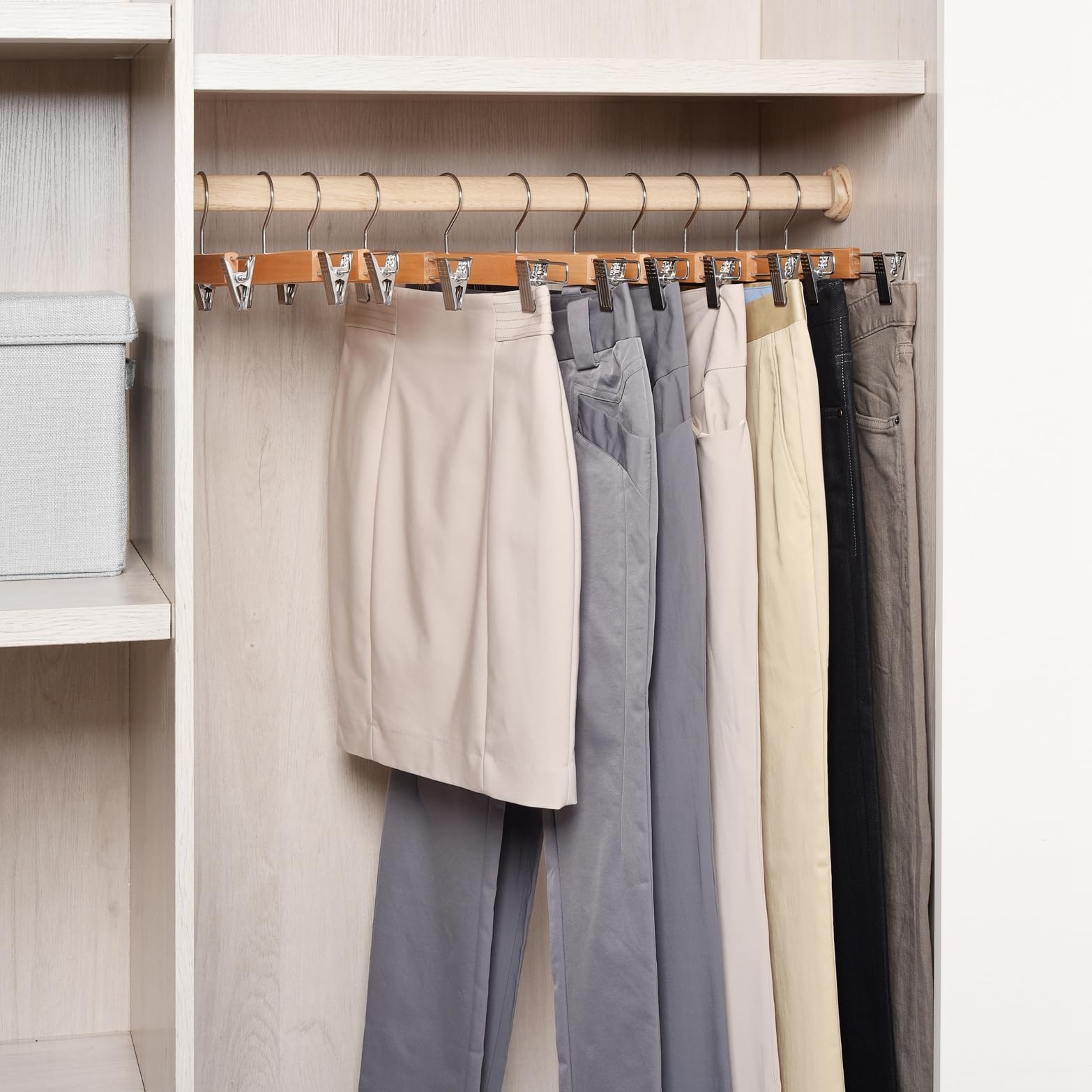 Amber Home protective padding prevents marks on fabrics
