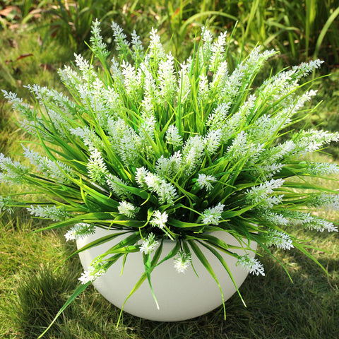 AmberFun artificial lavender stems with bendable branches for custom layouts