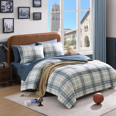 AMBERSPACE full size comforter in blue grey plaid for year-round comfort.