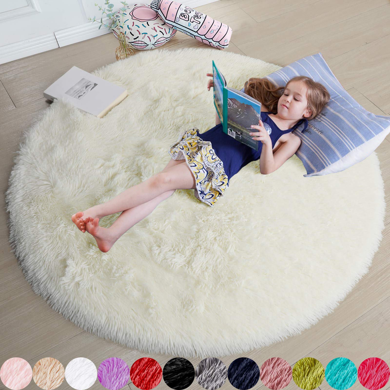 Amdrebio ivory white round rug with front view highlighting plush texture for kids' spaces.