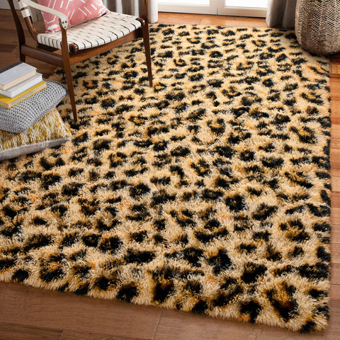Amearea Fluffy Leopard Rug easy to clean with vacuuming or shaking.