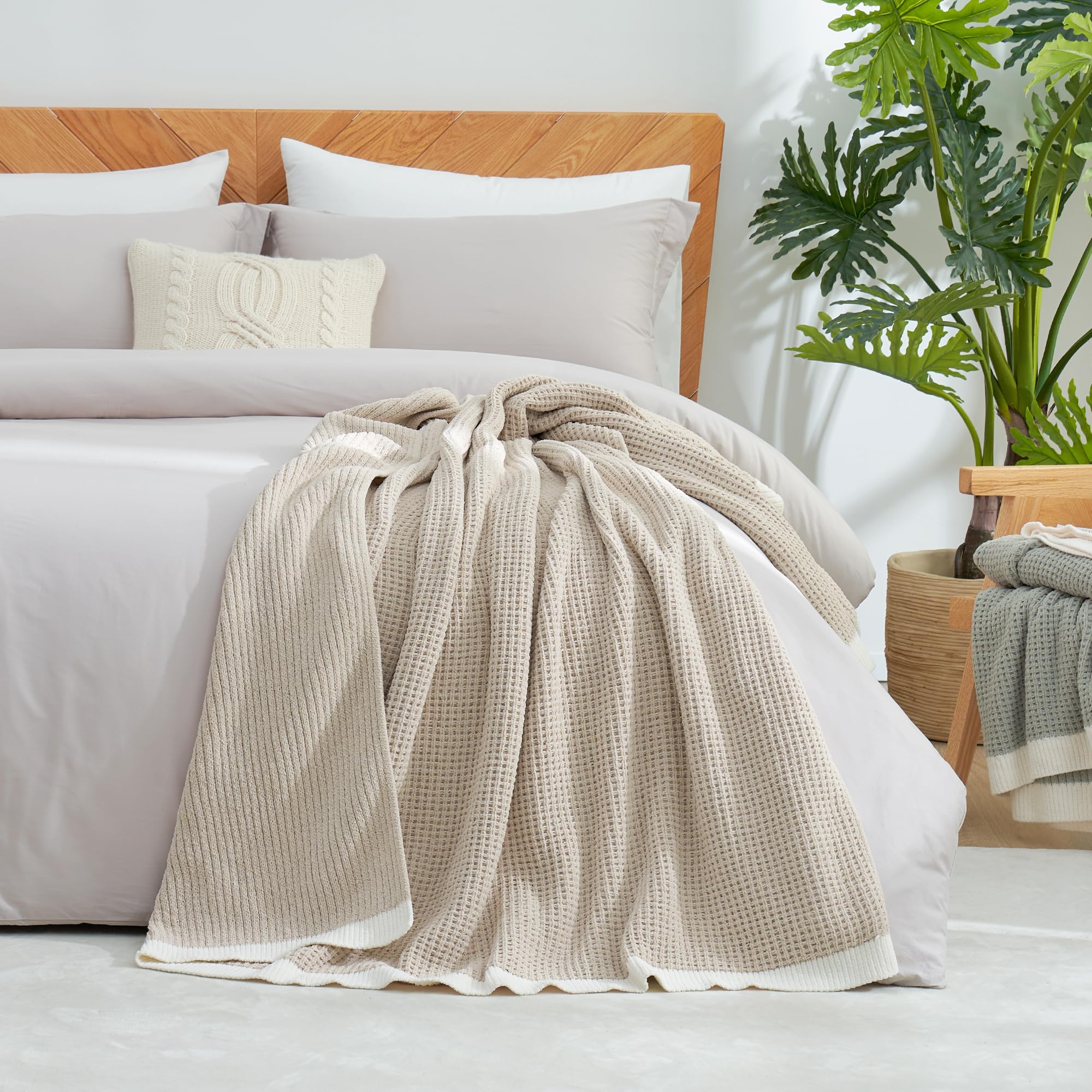 Amélie Home chenille throw machine washable care for busy homes.