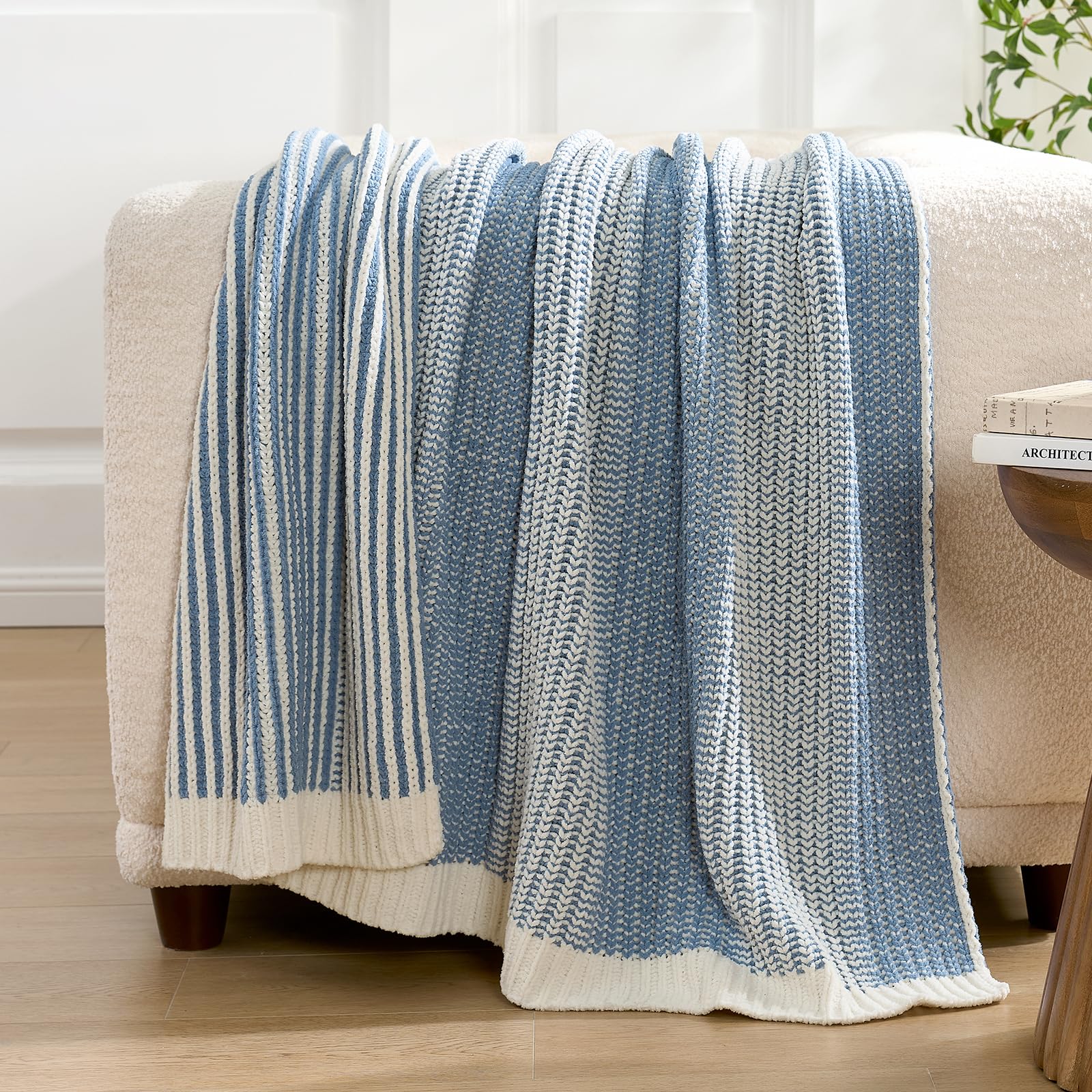 Amélie Home durable chenille throw resists shedding for lasting wear