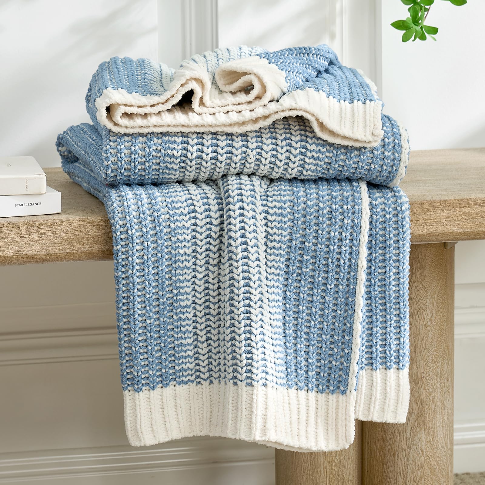 Amélie Home premium chenille throw with moss-knit texture to elevate sofa decor