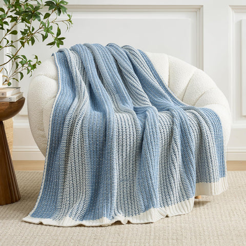 Amélie Home chenille throw in soft texture for everyday comfort on skin
