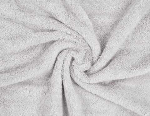American Soft Linen 600 GSM towel close-up demonstrating plush absorbency.