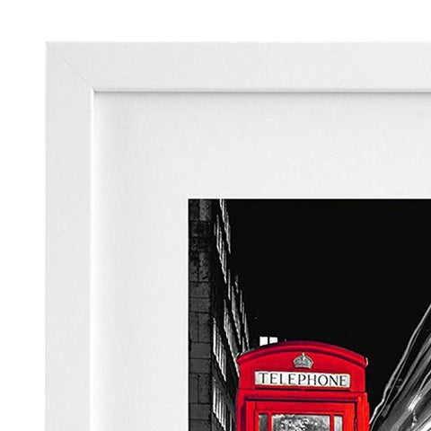 Americanflat packaging protects frames during shipping for safe delivery