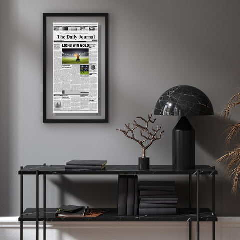 Americanflat frame displaying 11x22 or smaller newspapers for versatile use