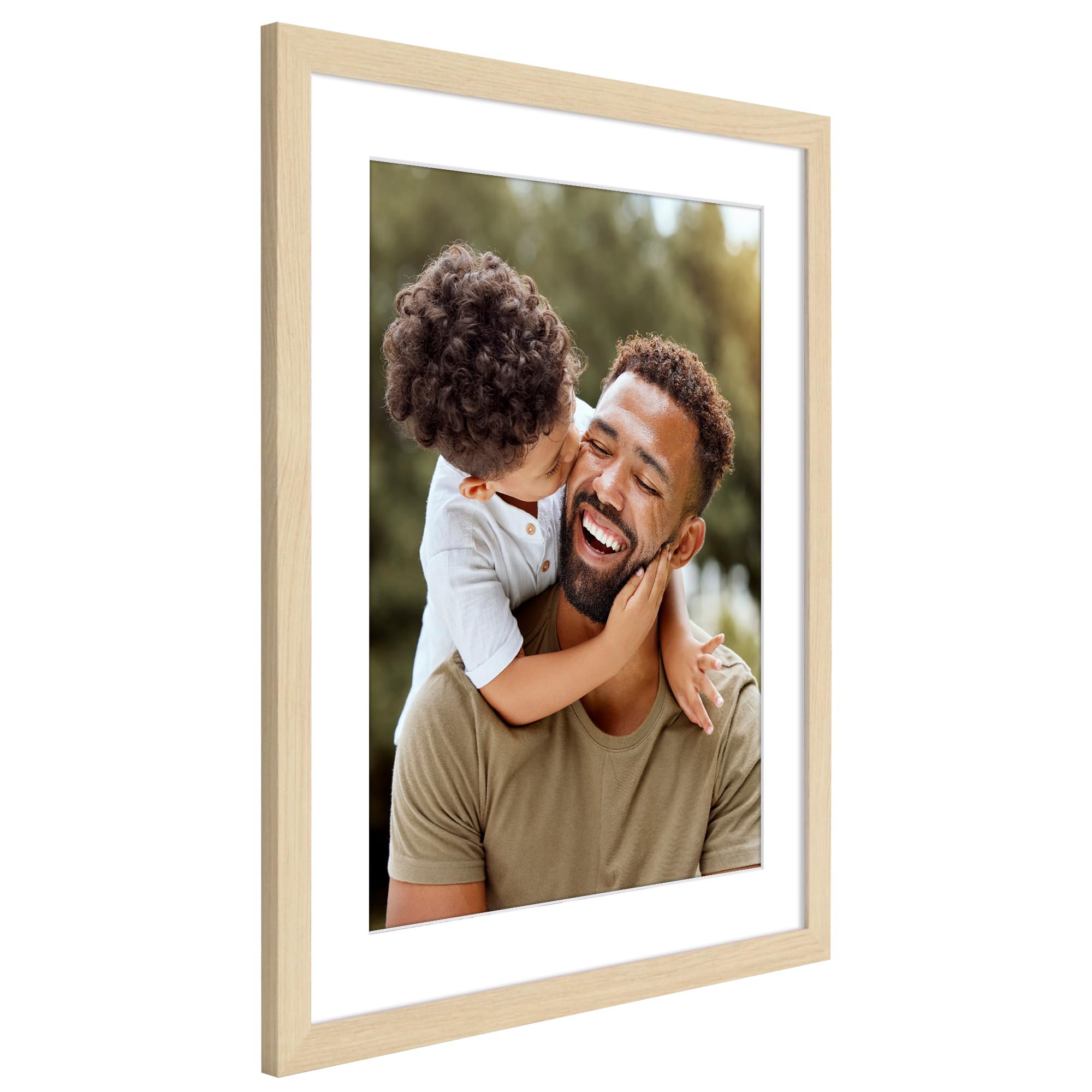 Americanflat's easy-to-open turn buttons simplify swapping photos.