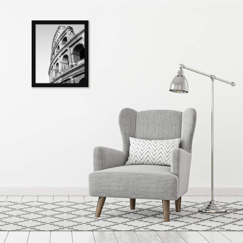 Americanflat polished plexiglass front provides pristine finish and photo protection.