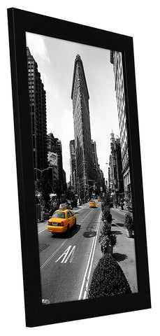 Americanflat safe packaging protects frames during delivery.