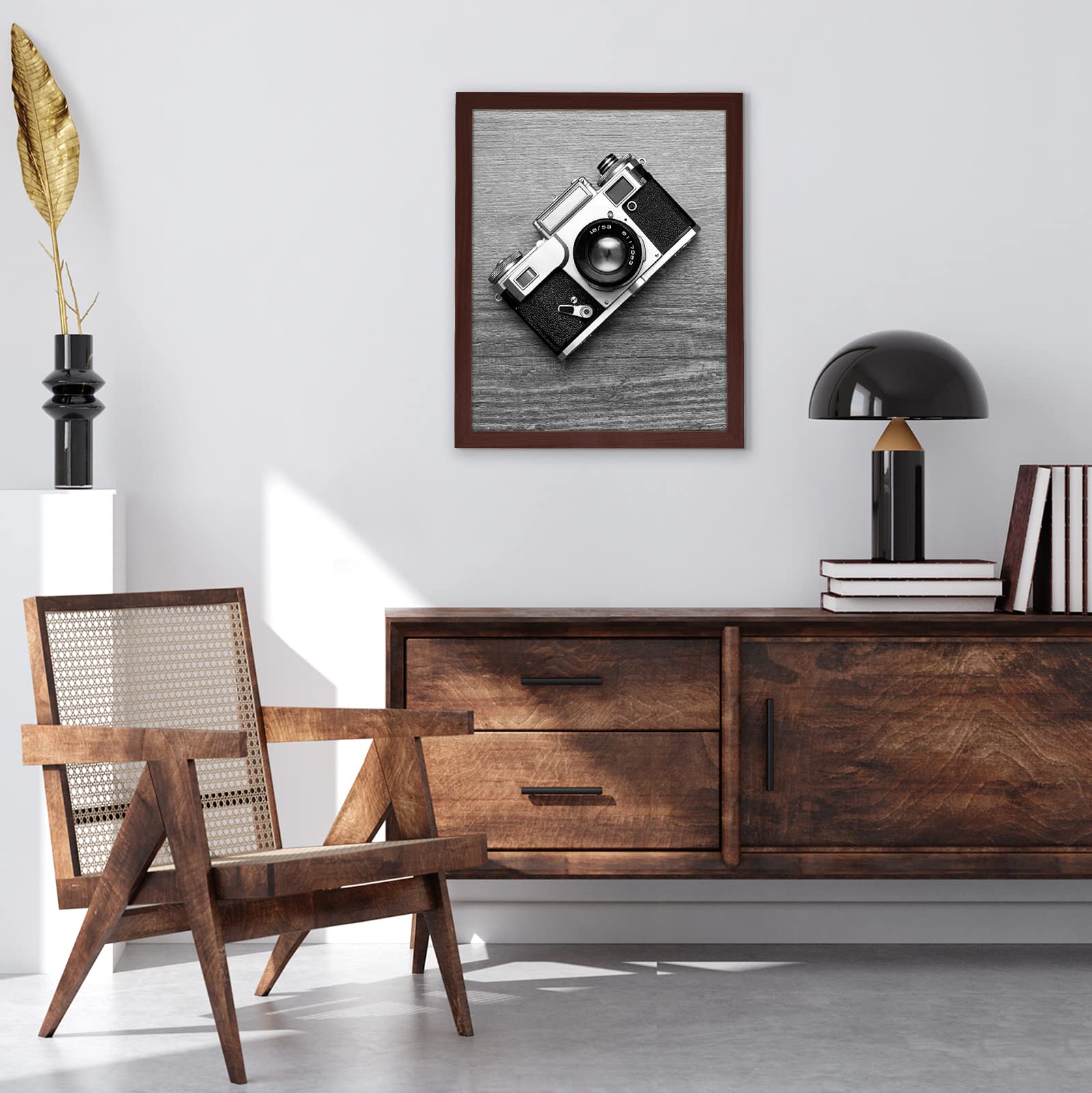 Americanflat sturdy backboard keeps photos securely in place