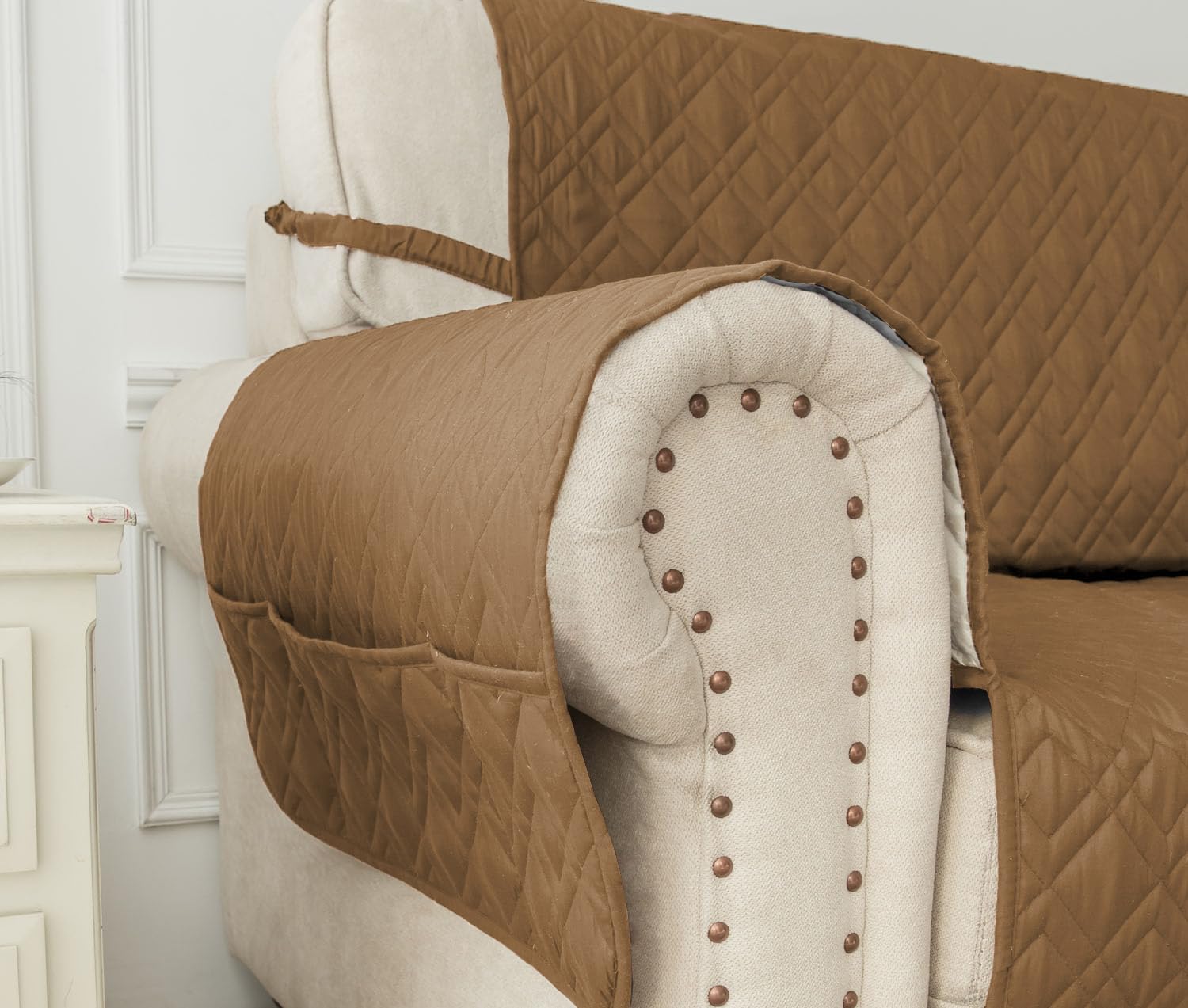 Machine washable recliner cover for easy cleaning after pets