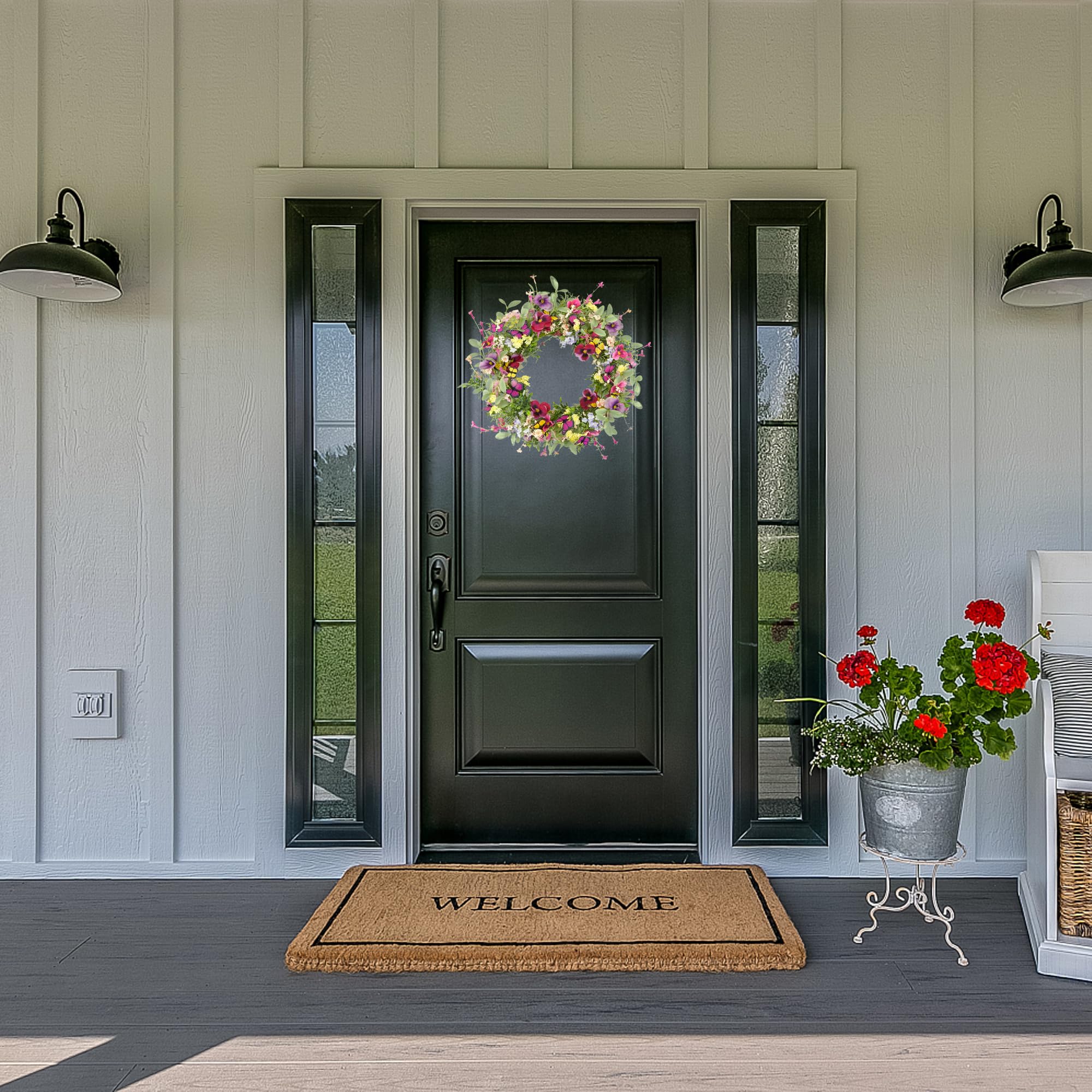AMF0RESJ versatile wreath for indoor and outdoor seasonal displays.