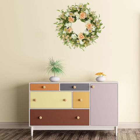 AMF0RESJ festival-ready wreath enhances seasonal home decor.