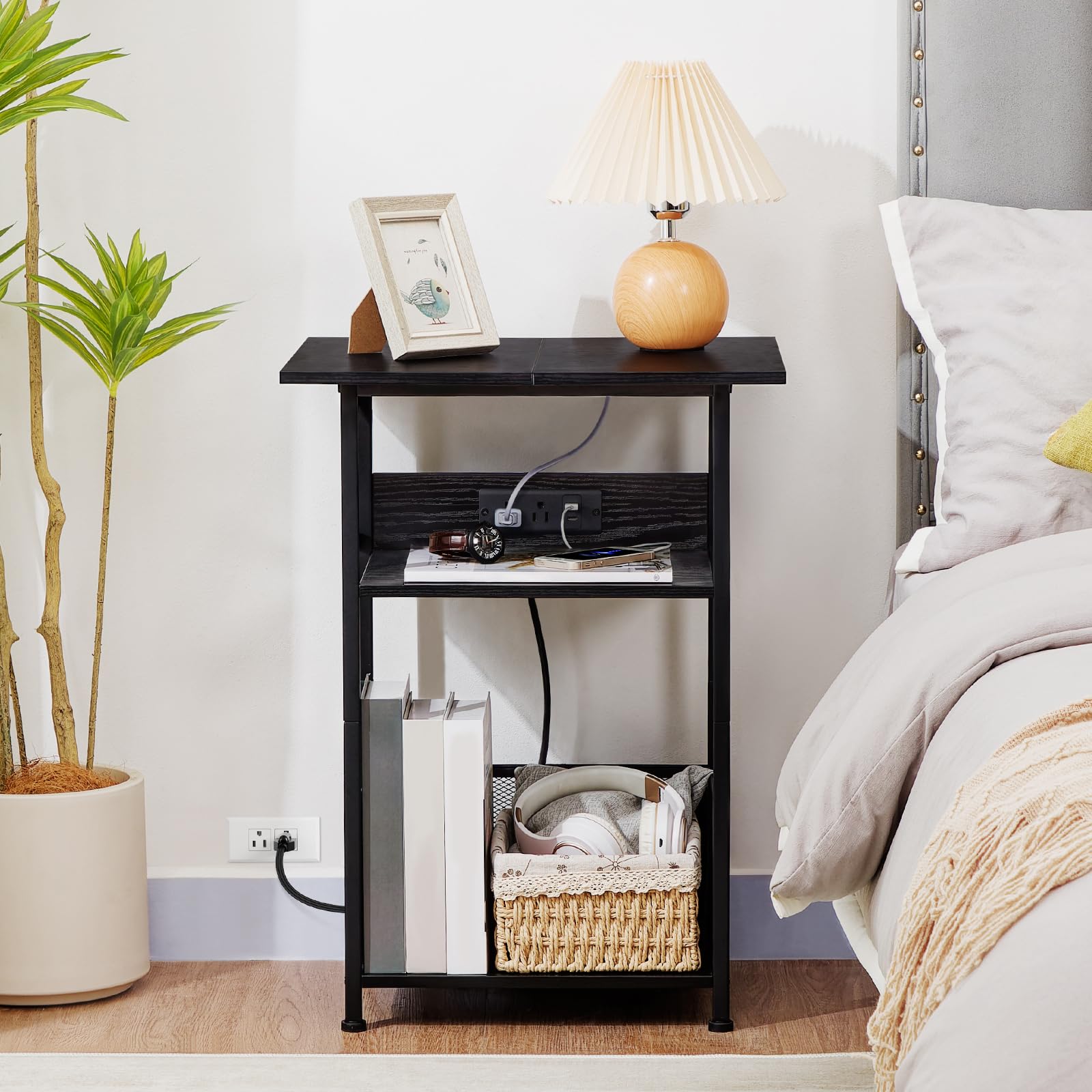 AMHANCIBLE record player stand black finish complements contemporary interiors