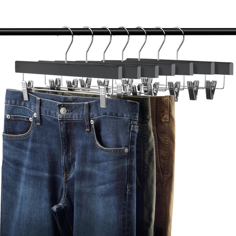 AMKUFO flat profile hangers save closet space.
