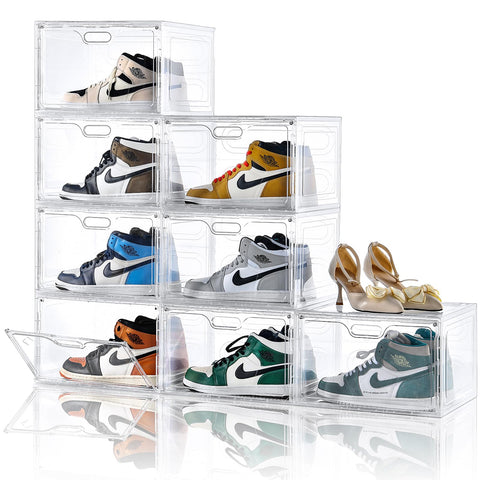 Amllas clear shoe boxes highlight visible pairs for quick selection.