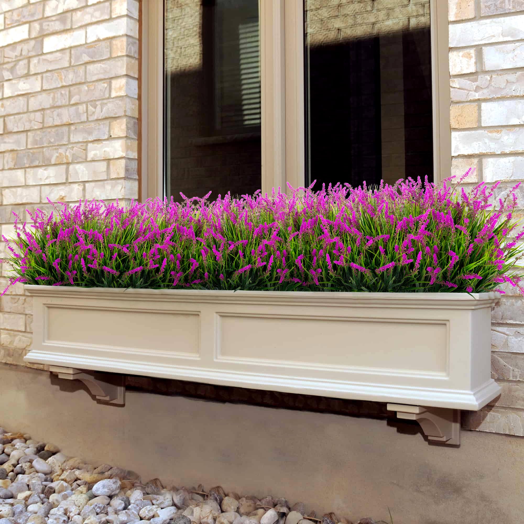 Ammyoo simulated lavender branches create soft greenery.