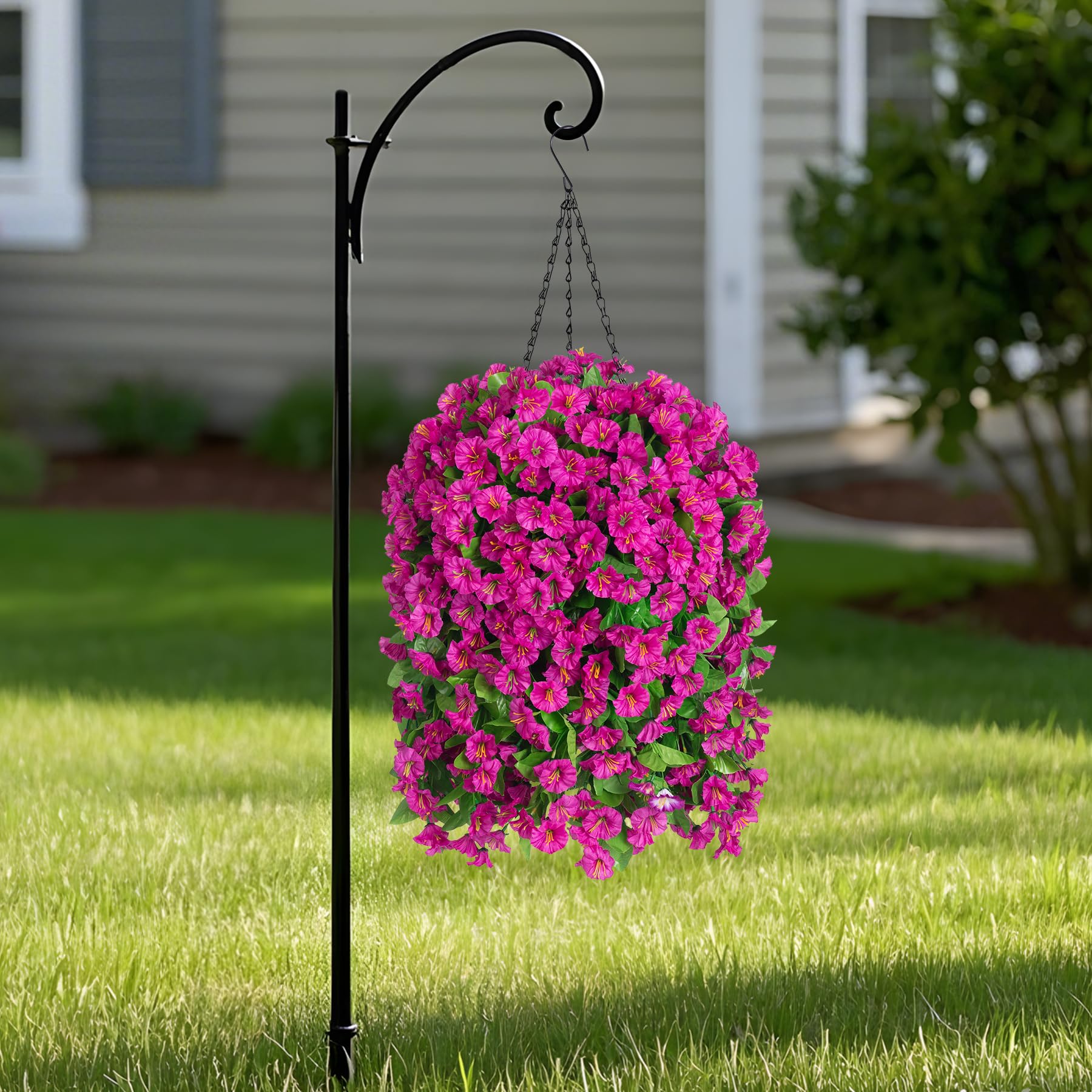 Ammyoo weatherproof hanging basket withstands sun and rain for lasting beauty.