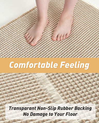 AMOAMI bath mat with clear rubber backing offers reliable anti-slip grip.