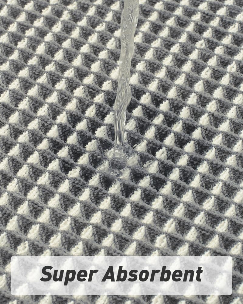 AMOAMI waffle bath mat side angle shows thickness for quick drying and floor protection.