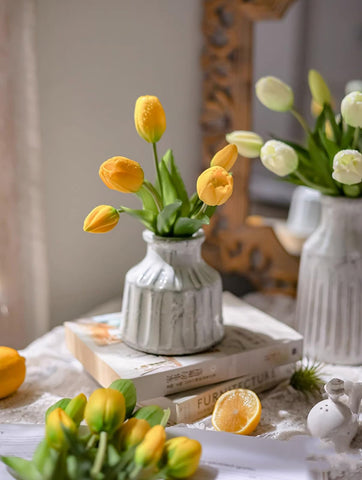 Amore Florals spring wedding centerpiece adds a stunning table focal point.